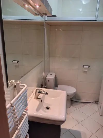 Wynajmę pokój w mieszkaniu przy skwerze Kościuszki w Gdyni - miniatura 5