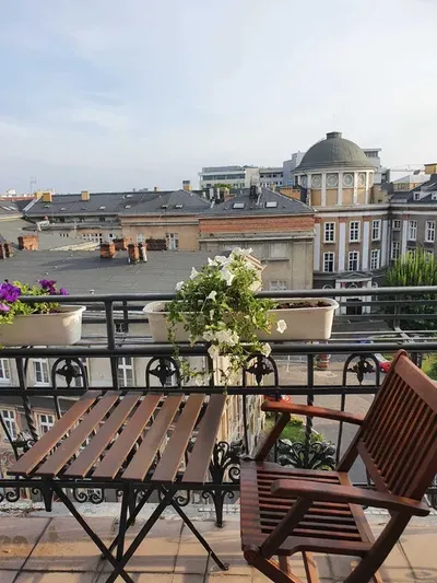 kawalerka z balkonem przy placu Bernardyńskim - miniatura 2