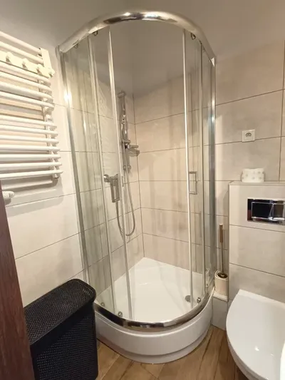 Kraków, ul. Konarskiego 3Wynajmę dwupokojowe mieszkanie na ul. Konarskiego w krakowie - miniatura 3