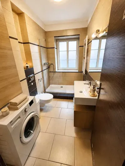 Do wynajęcia 2-pokojowe mieszkanie 52 m² | Rynek | ul. Więzienna | ciche | garderoba - miniatura 5