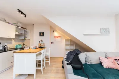 3 pokoje | 58 m² | duży balkon |+ miejsce postojowe | ul. Dębskiego | 5 minut do stacji kolejowej | ENG - miniatura 2