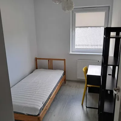 Wynajmę mieszkanie studentom. 3-pokojowe (Gdańsk, ul. Świętokrzyska 27A/5) - miniatura 3