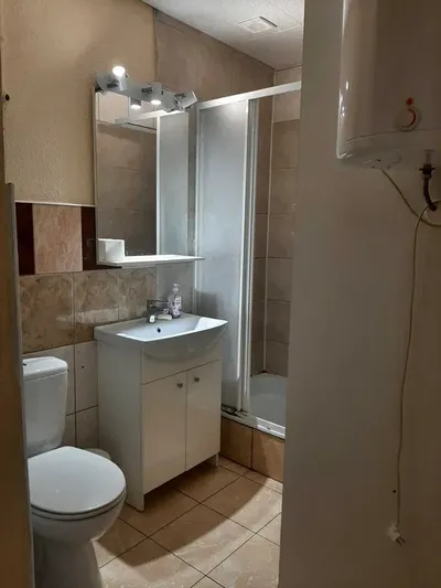 wynajmę studentom mieszkanie we Wrocławiu - miniatura 2