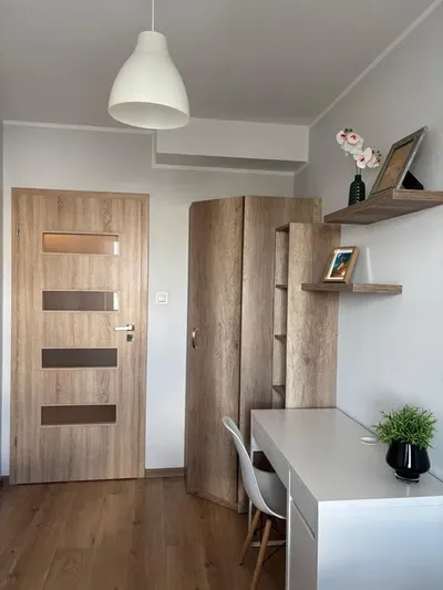 Wynajmę mieszkanie (Kraków Podgórze ul. Przewóz 32H) - miniatura 3