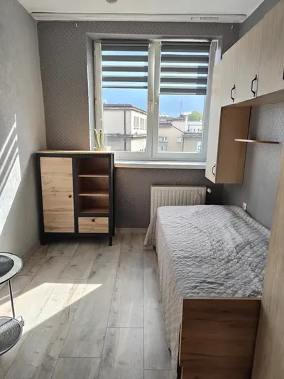 Mieszkanie na wynajem – 58 m² | 3 niezależne pokoje | Rondo Grzegórzeckie, Kraków BEZ POŚREDNIKÓW - miniatura 3