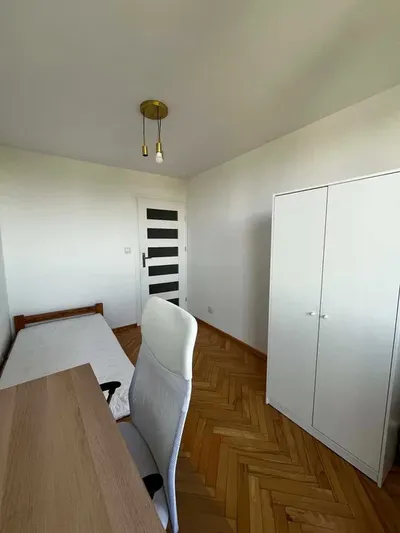 Pokój w mieszkaniu 2 pokojowym Centrum Katowic- Koszutka - miniatura 2
