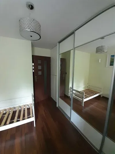 Rembertów / ASzWoj – 4 niezależne pokoje, 75 m², dla 3–4 osób - miniatura 5