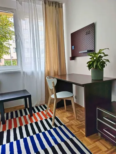 Przestronny pokój 800 metrów od Uniwersytetu Ekonomicznego - miniatura 5