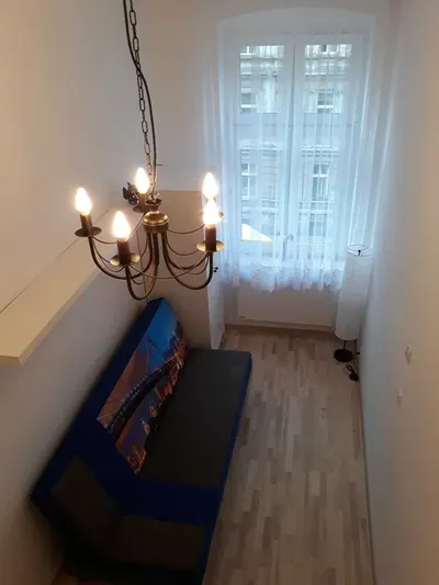 Mieszkanie - ostatni Pokój w mieszkaniu studenckim - miniatura 4