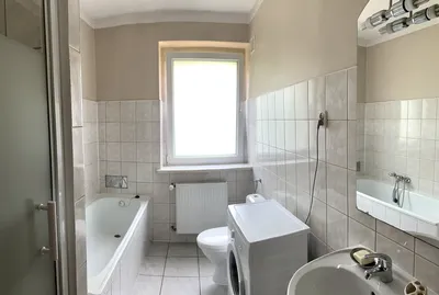 Przestronny pokój, cichy i słoneczny, centrum Katowic - miniatura 4