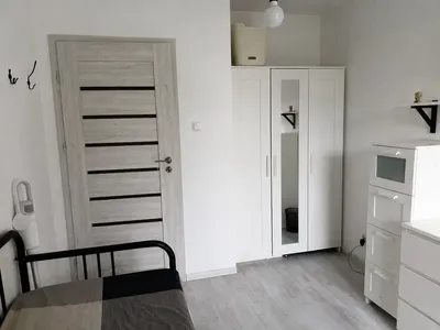 Dwupokojowe mieszkanie z balkonem - miniatura 2