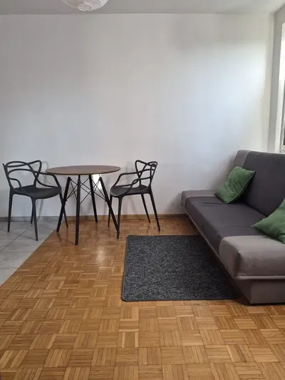 Saska Kępa - widok na panoramę miasta 30m2 Bezpośrednio . - miniatura 4