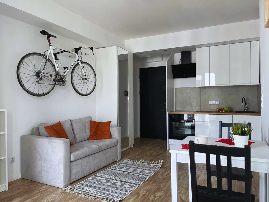 2 Pokoje, Garaż, Bezpośrednio, Balkon, 16 minut SKM do Centrum - 1/8