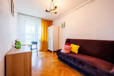 ul.Sienna, Pokój w 3 pokojowym, dostępne 3 pokoje, blisko URZ Zalesie