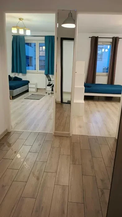 Mieszkanie 2-pokojowe z wydzieloną kuchnia i balkonem przy al. 29 Listopada 39F w Krakowie os. Vermelo. - 1/8