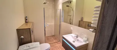 Mieszkanie 26 m kw, pierwsze piętro blisko centrum - miniatura 5