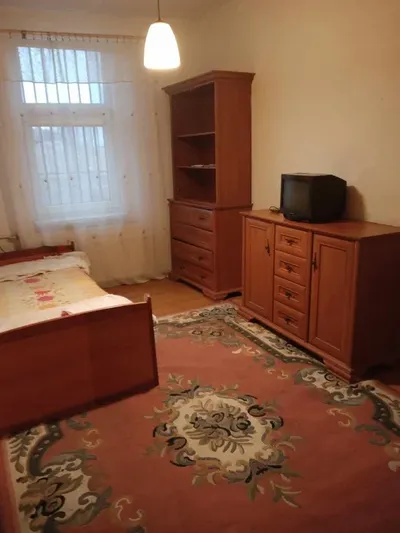 Pokój bez kaucji Łódź Górna Cena 800 zł bez kaucji. Zapraszam do kontaktu. - miniatura 2