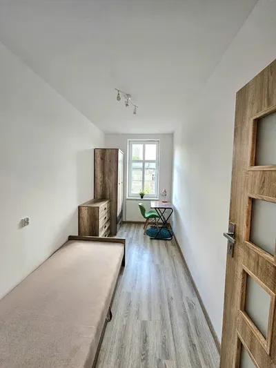 Pokój jednoosobowy 50 m od UE