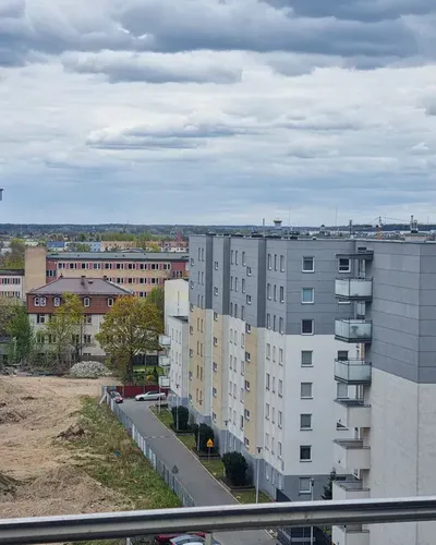 Wynajmę 44m² - wyposażone - Winda - Parking - Komórka - Ostatnie piętro i ładny widok - Bojary - ul. Łąkowa - miniatura 4