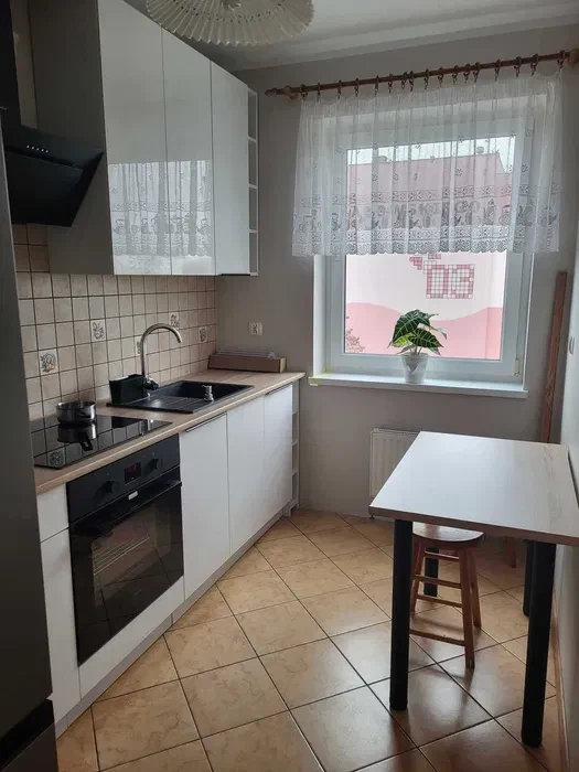Przytulna i słoneczna kawalerka 36 m2 – Gdańsk Chełm | dostępna od listopada - 1/8