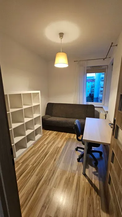 Mieszkanie 3 pokojowe - ul. Dąbrowskiego, Jeżyce, Kamienica za teatrem - miniatura 3
