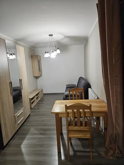 Mieszkanie 37m2 ul. Beskidzka Kraków - miniatura 2
