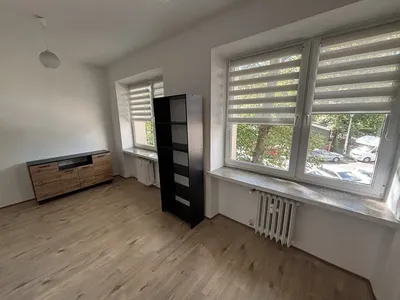 Wynajme Kawalerke oś.Słoneczne Nowa Huta - miniatura 2