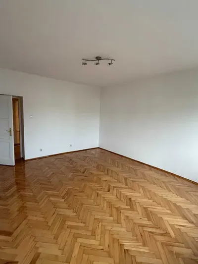Do wynajęcia atrakcyjne mieszkanie w ścisłym centrum Krakowa 42,30m2 - miniatura 5