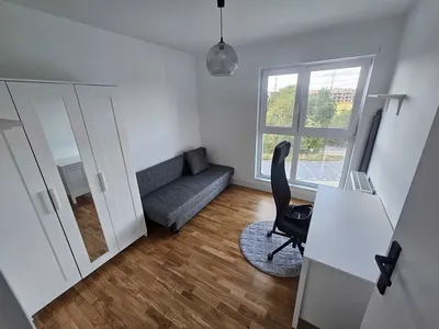 Wynajmę mieszkanie 3 pokojowe na ul. Pachońskiego, miejsce postojowe - miniatura 3