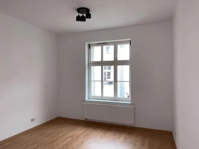 Przestronna kawalerka w centrum Katowic | ogrzewanie gratis | bezczynszowa | 8a - miniatura 3
