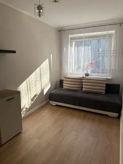 Wynajem mieszkania dla studentów 3 pokoje - miniatura 3