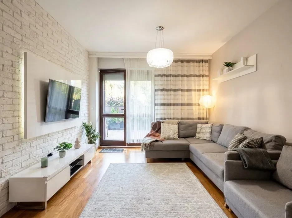 Od 1 listopada | 2 osobne pokoje 50m2 | Ogródek 50m2 | Garaż | Wola - 1/8