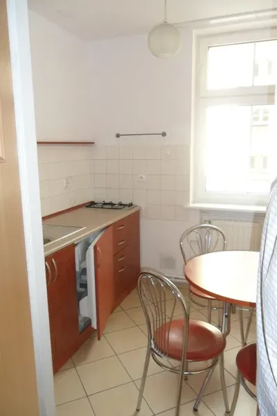 Mieszkanie 2 pokoje przy rondzie Śródka - miniatura 4
