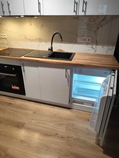 Kawalerka w apartamantowcu ul. Kwarcowa - miniatura 2