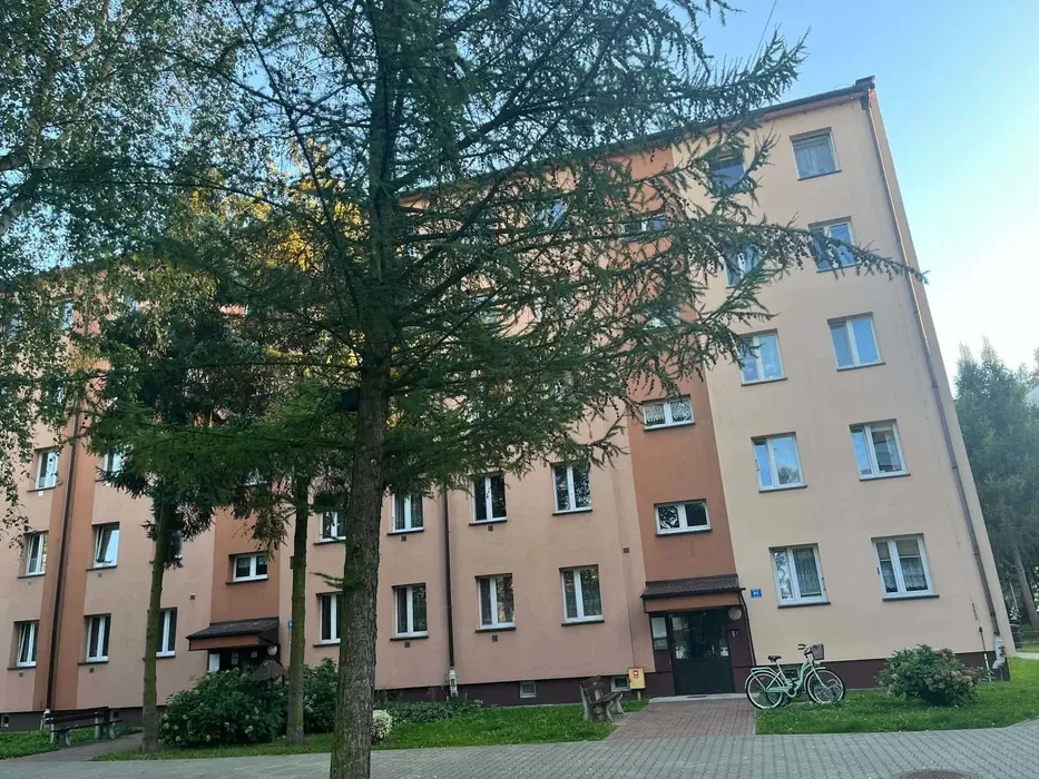 2 pokoje | 44,7 m² | 1 piętro | Balkon | ul. Dąbrowskiego | od zaraz - 1/8