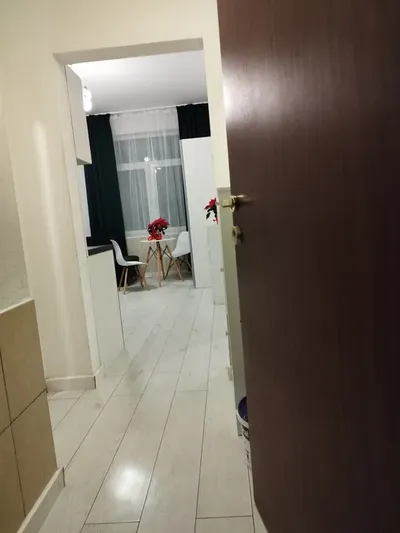 Wynajmę mieszkanie 26 m² - miniatura 4