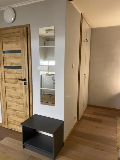 2-pokoje/Centrum/Rondo ONZ/po remoncie - miniatura 4