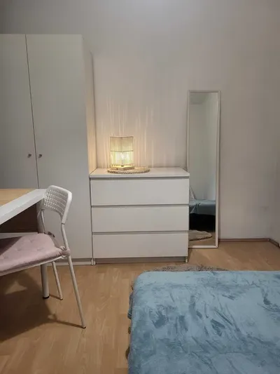 Wynajmę pokój na ul. Różyckiego. "ROOM for RENT" - miniatura 2
