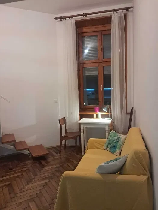 Właściciel wynajmie kawalerkę ul. Koletek - 1/7