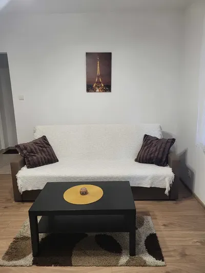 Funkcjonalna Kawalerka do Wynajęcia w Świetnej Lokalizacji- Warszawa Praga Południe /Gocławek / - miniatura 3