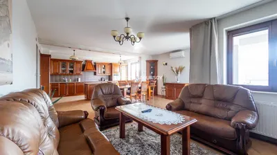 Klasyczny apartament | 90m2 |Klima | Przy ICE