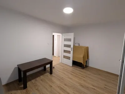 Bezpośrednio 3 pokoje rozkładowe 53m², 1 piętro, Łódź Radogoszcz Wschód / Balkon - miniatura 2