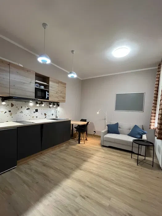 Studio do wynajęcia na granicy Oliwy i Wrzeszcza - 1/8