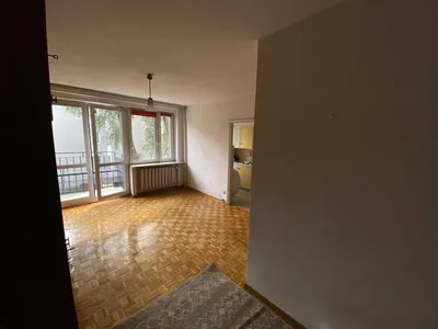 Kawalerka do wynajęcia Warszawa ul. Trojdena 30m2 - miniatura 2