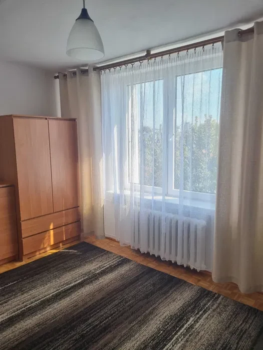 Wynajmę kawalerkę 23 m2 świeżo po remoncie ul. Wyścigowa - 1/8
