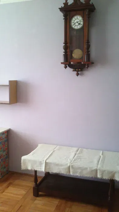 Pokoje dla studentów centrum Kielc, na osobnym piętrze w domu - miniatura 3