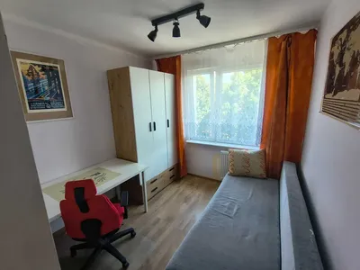 3 pokojowe mieszkanie. Ugorek/Miechowity. Świetna komunikacja, tramwaj. - miniatura 2