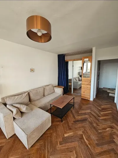 Mieszkanie 38m / 2 pokoje/kawalerka ul. Bruna 30 balkon widok na Park Pole Mokotowskie duża piwnica blisko SGH - miniatura 3