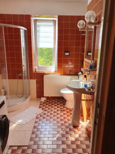 Duży pokój jednoosobowy z balkonem bez czynszu - miniatura 5