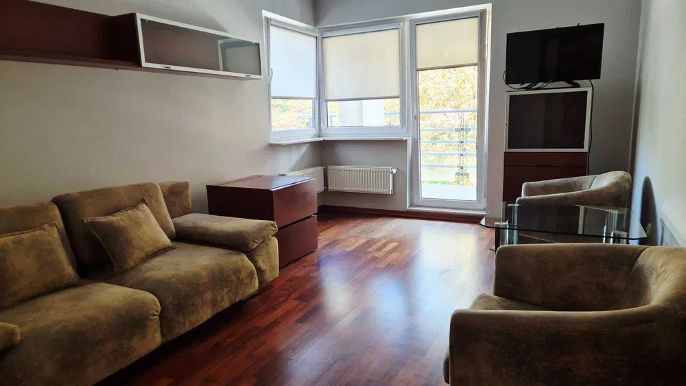 2 pokojowe mieszkanie do wynajęcia w centrum - 1/8